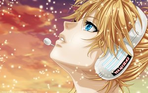 Rating: Safe Score: 42 Tags: all_male blonde_hair blue_eyes close clouds crying headphones kagamine_len male short_hair sky sunset tears vocaloid watermark User: gnarf1975